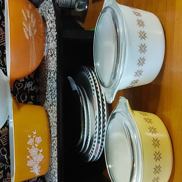 Pyrex cooking set - Picture 4 of 5